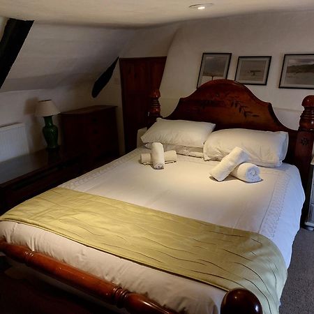 Stable Cottage - Sleeps 6, Near Lulworth Cove Dorchester Exterior photo